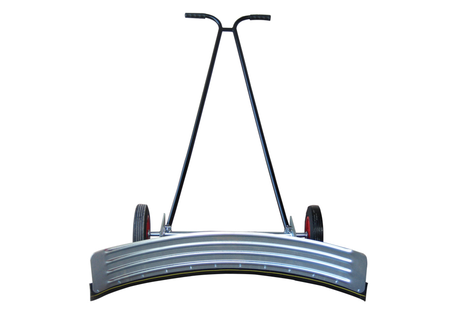 wheeled squeegee curved